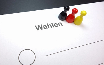 Wahlblatt mit Spielfiguren